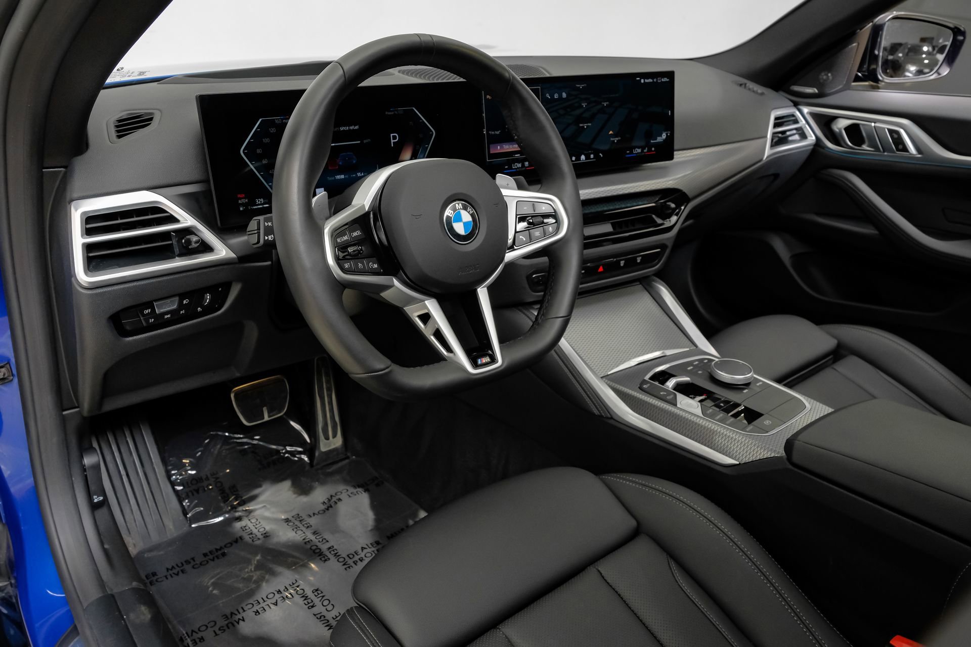 Used 2025 BMW 430i xDrive w/ M Sport Package image 3