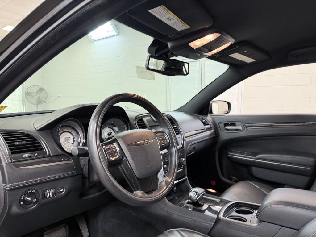 Used 2014 Chrysler 300 C AWD/4WD image 15