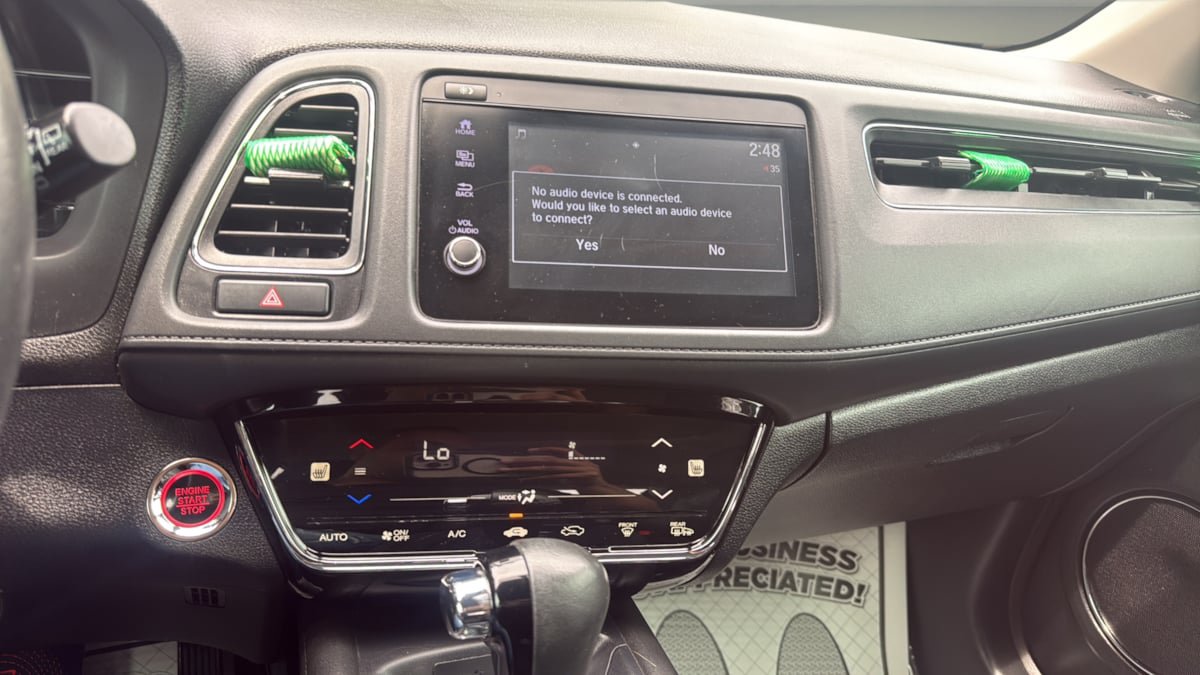Used 2021 Honda HR-V EX-L image 12