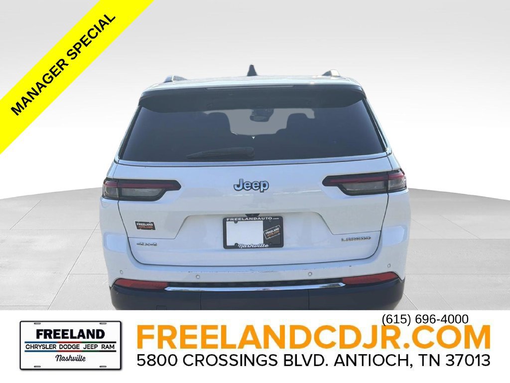 Used 2023 Jeep Grand Cherokee L Laredo RWD image 4