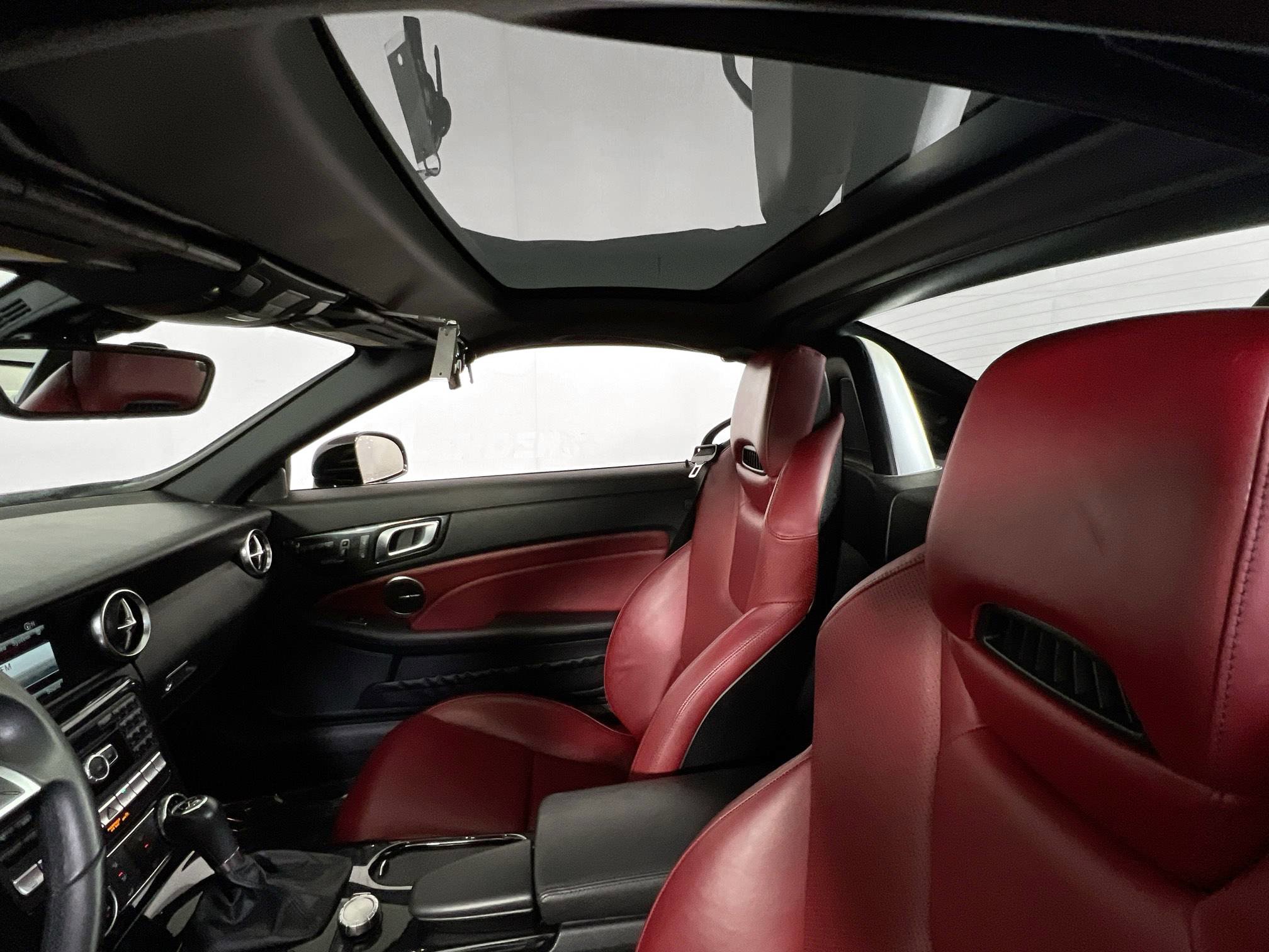 Used 2015 Mercedes-Benz SLK 350 image 19