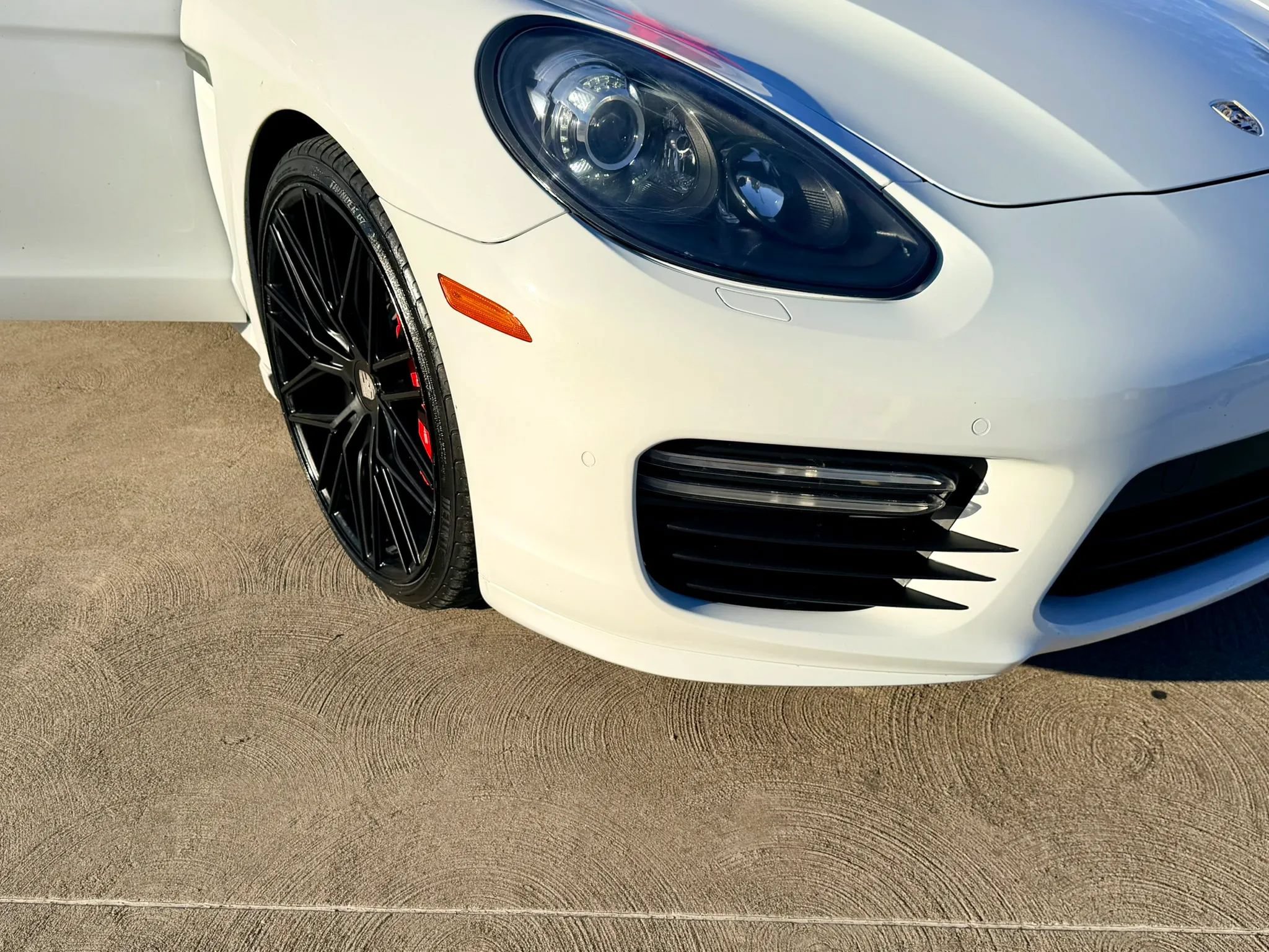 Used 2015 Porsche Panamera GTS AWD/4WD image 92