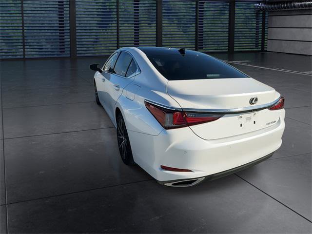 Certified 2024 Lexus ES 350 w/ Premium Package image 7