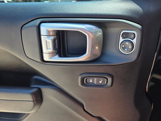 Certified 2023 Jeep Gladiator Mojave AWD/4WD image 21