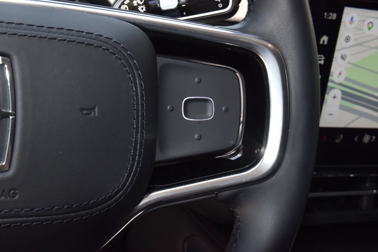 New 2026 Lincoln Nautilus Premier w/ Jet Appearance Package AWD/4WD image 24