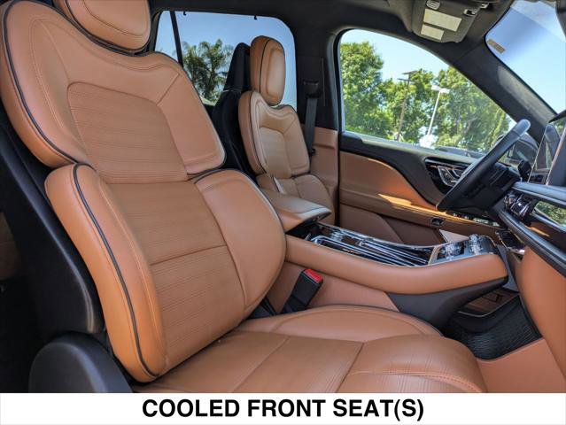 Certified 2023 Lincoln Aviator Black Label Grand Touring w/ Class IV Trailer Tow Package AWD/4WD image 25