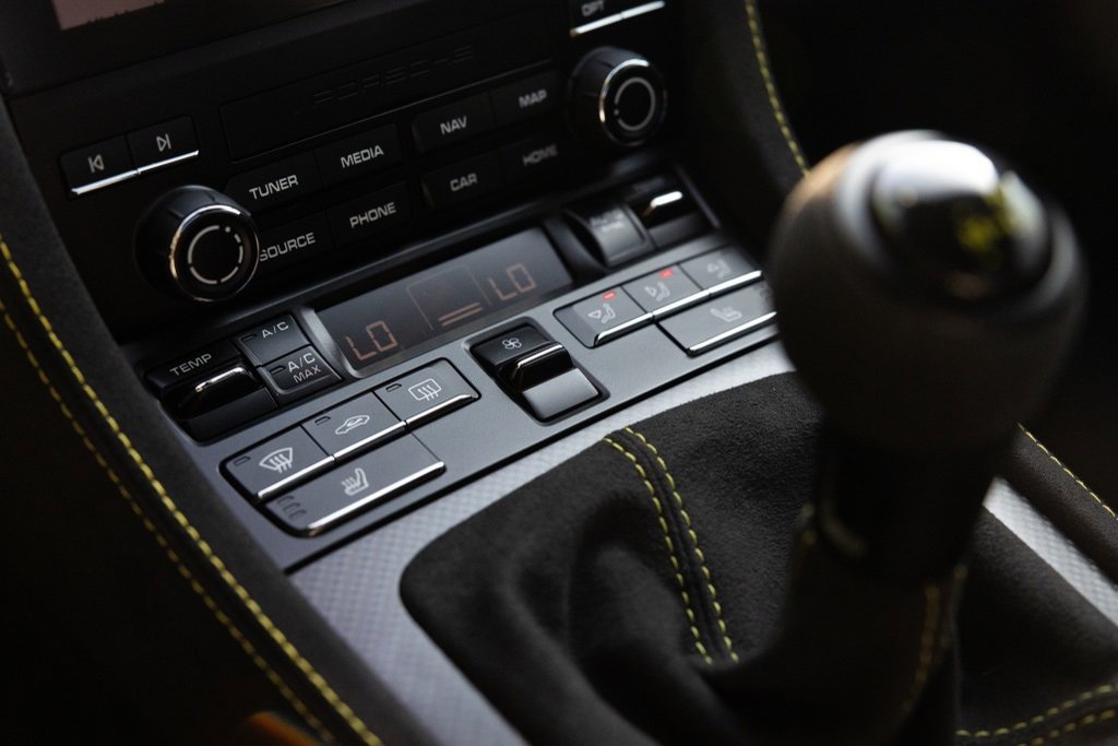 Used 2024 Porsche 718 Cayman GT4 RS w/ Weissach Package image 30