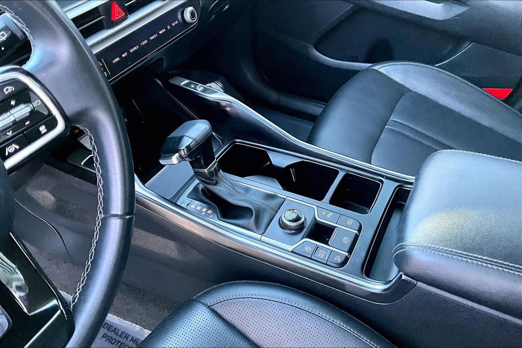 Used 2024 Kia Sorento S image 15