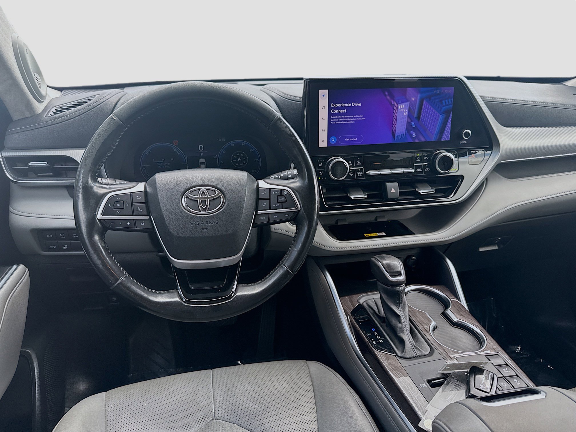 Used 2023 Toyota Highlander Platinum FWD image 21