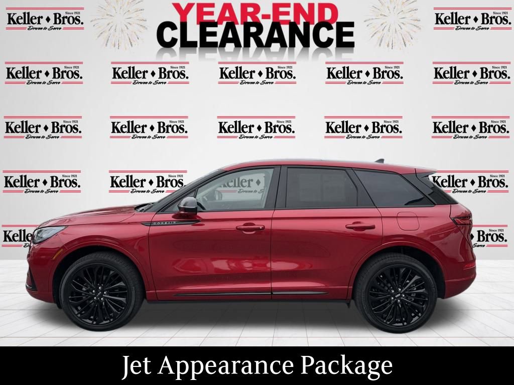 Used 2024 Lincoln Corsair AWD w/ Equipment Group 101A image 4