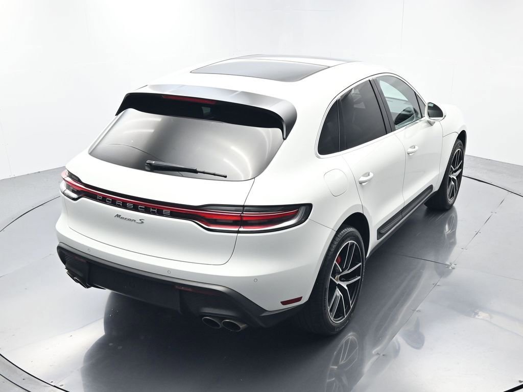 Certified 2023 Porsche Macan S AWD/4WD image 39