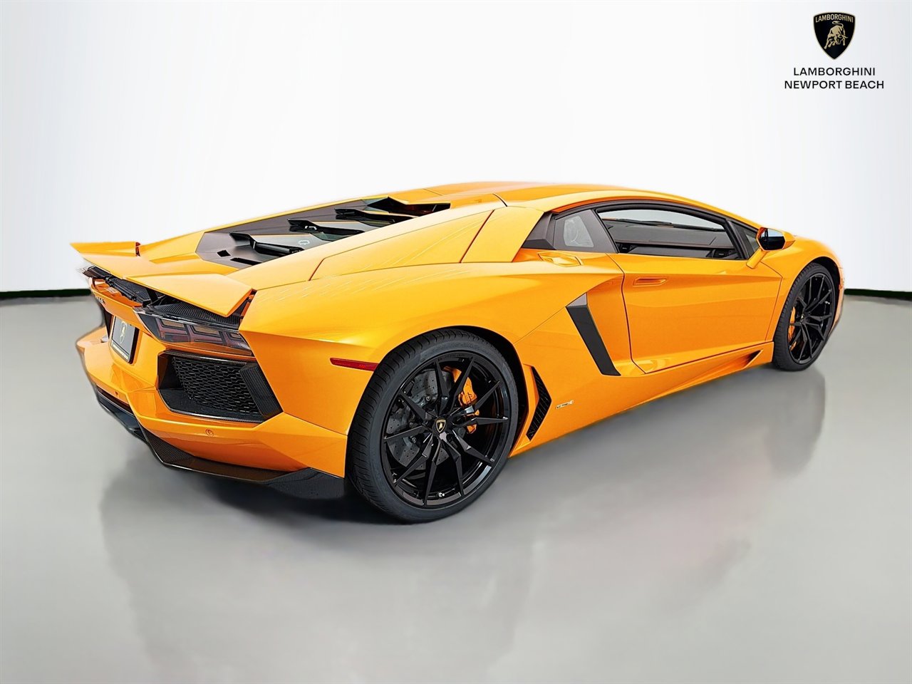 Used 2015 Lamborghini Aventador LP 700-4 image 7