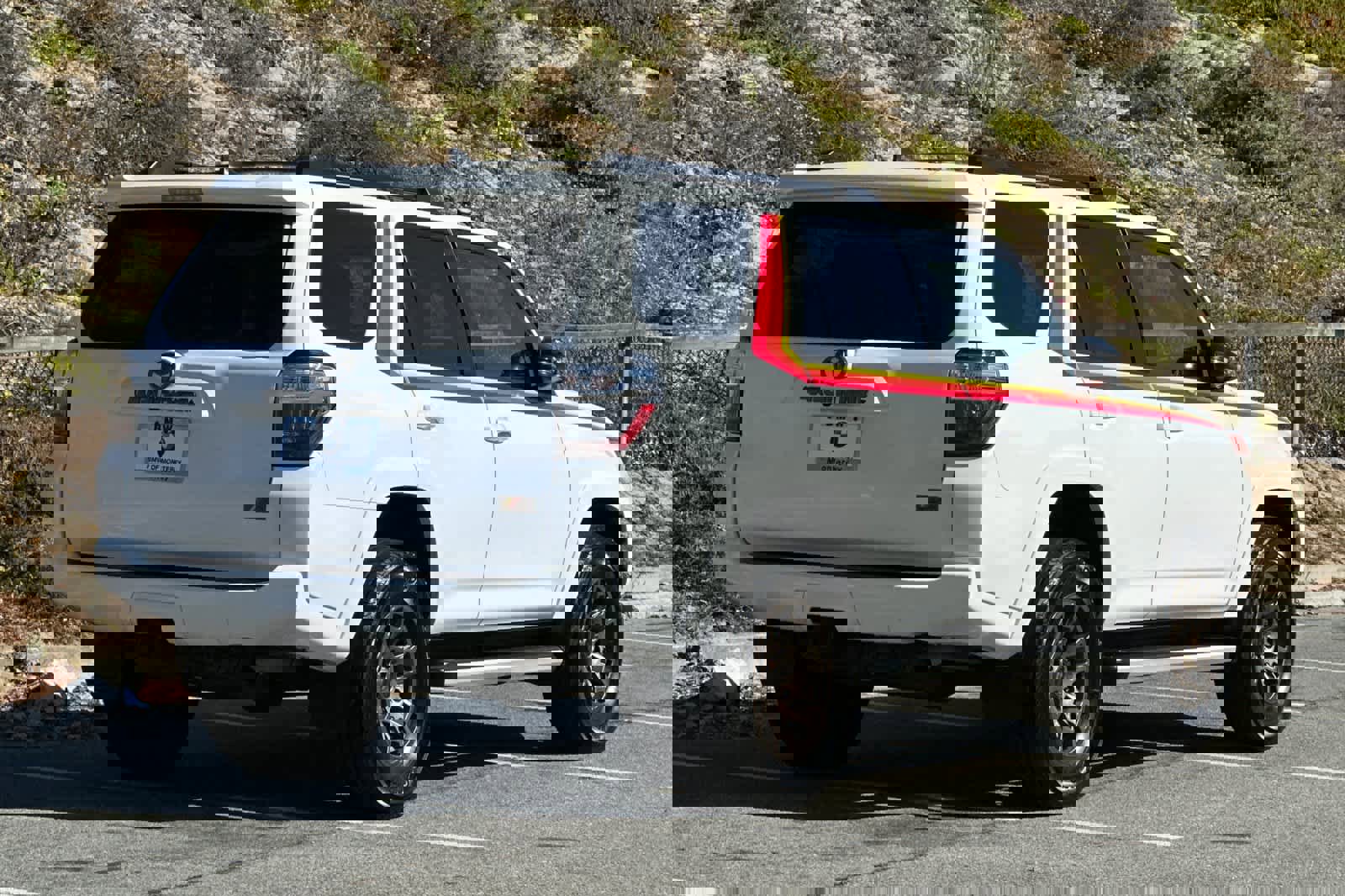 Used 2023 Toyota 4Runner 40th Anniversary SE image 2