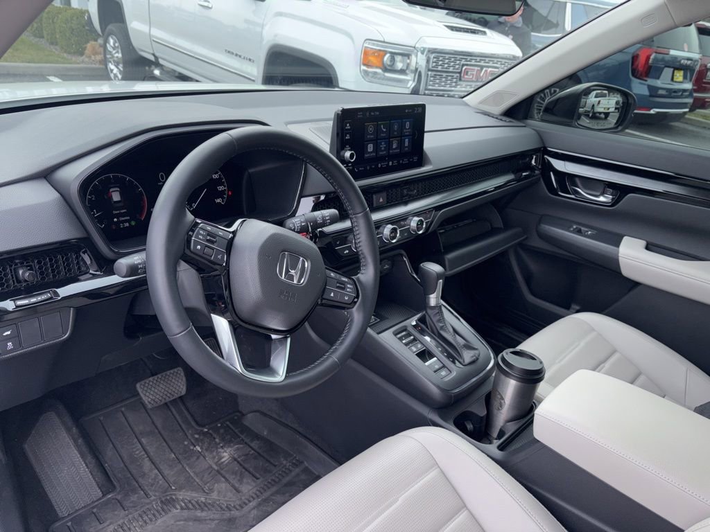 Used 2025 Honda CR-V EX-L image 8