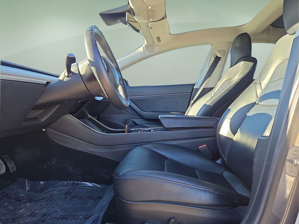 Used 2019 Tesla Model 3 Long Range image 23