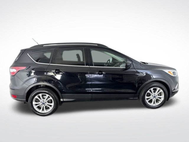 Used 2018 Ford Escape SE w/ Ford Safe & Smart Package FWD image 6