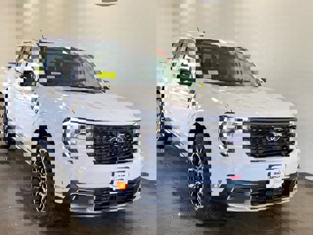 New 2025 Ford Maverick Lariat w/ 4K Tow Package image 2