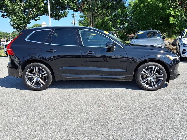 Used 2018 Volvo XC60 T5 Momentum w/ Vision Package AWD/4WD image 7