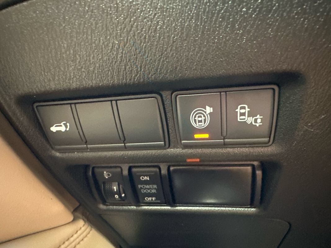 Used 2017 Nissan Armada Platinum w/ Captain Seat Package AWD/4WD image 33