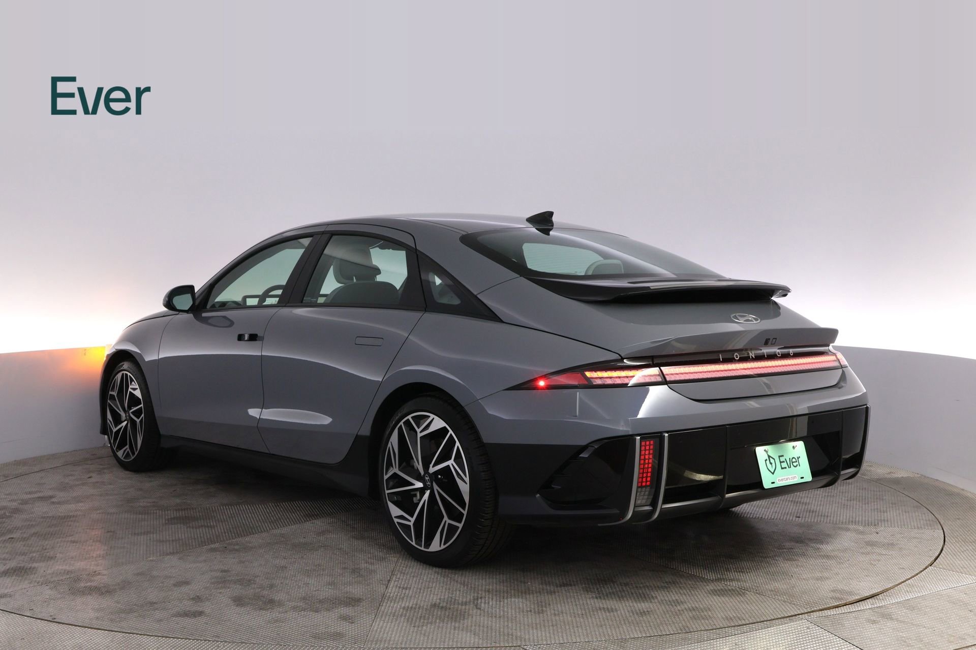 Used 2023 Hyundai Ioniq 6 Limited RWD image 3