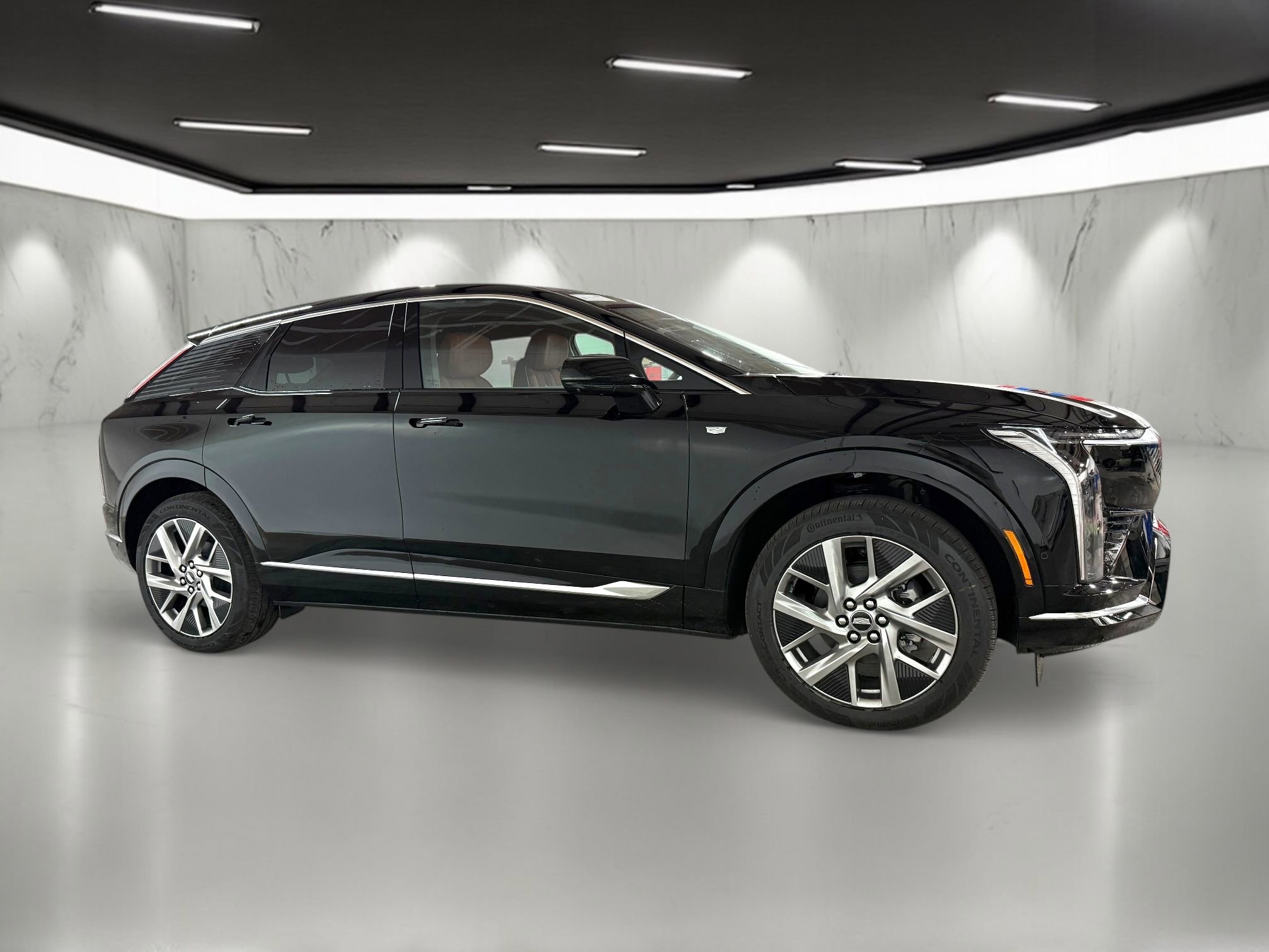 New 2026 Cadillac Optiq Luxury 2 image 6