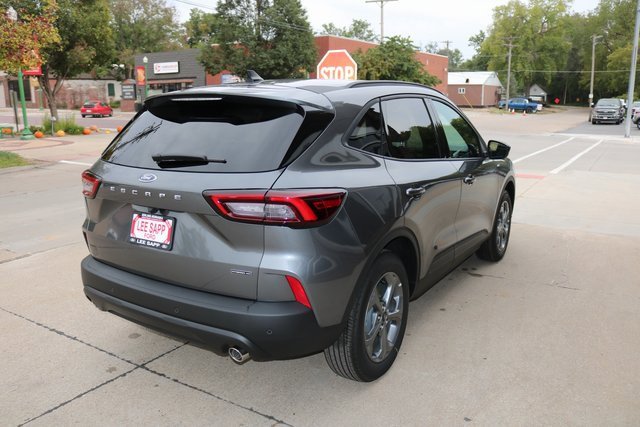 New 2025 Ford Escape ST-Line Elite w/ Tech Pack #2 image 12