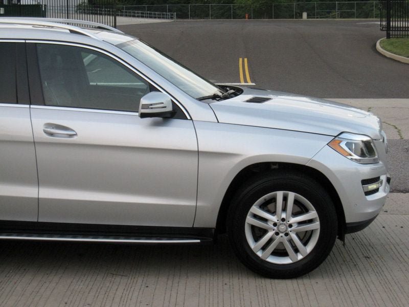 Used 2015 Mercedes-Benz GL 320 BlueTEC 4MATIC image 10