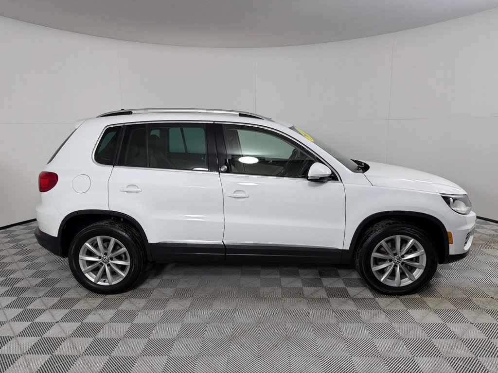 Used 2017 Volkswagen Tiguan Wolfsburg Edition image 4