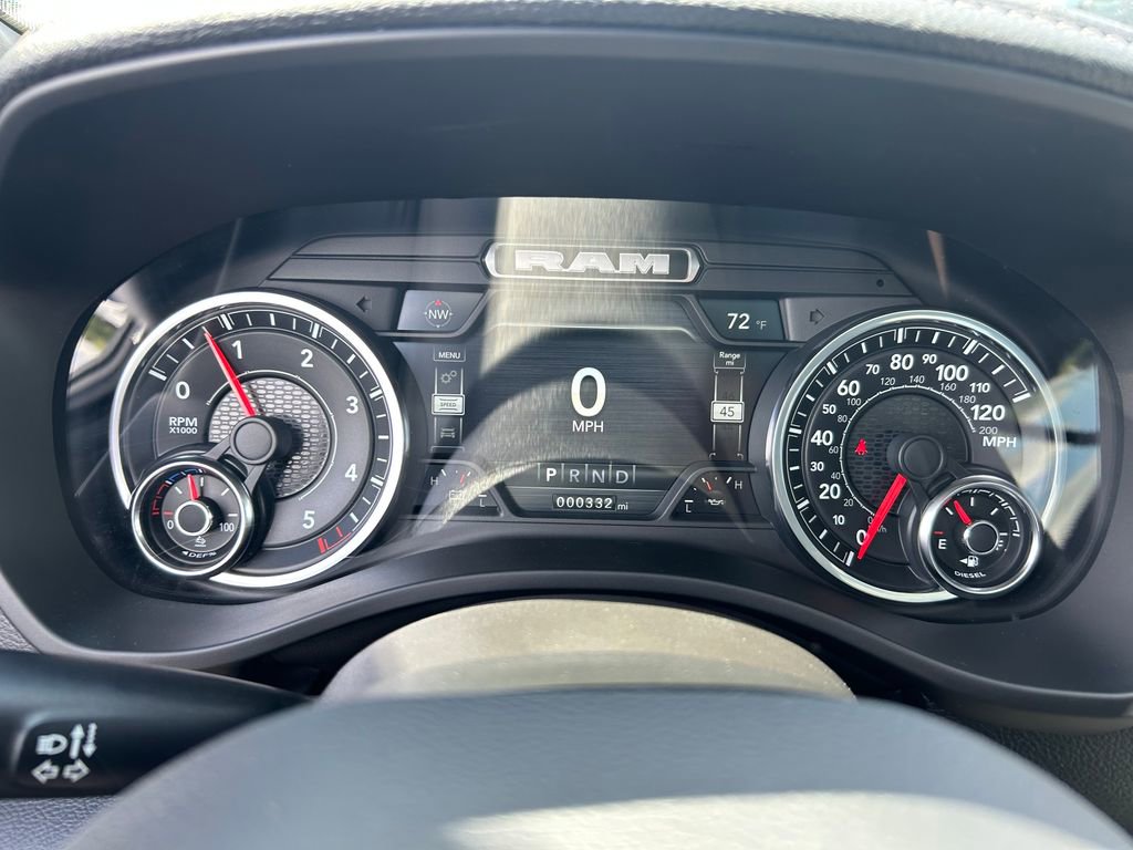 Used 2023 RAM 1500 Laramie AWD/4WD image 11
