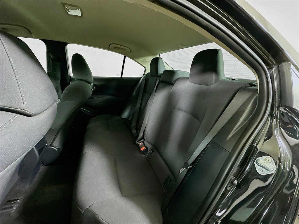 Used 2022 Toyota Corolla LE image 14