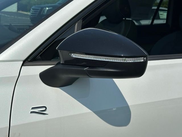 New 2026 Volkswagen Tiguan SE R-Line AWD/4WD image 9