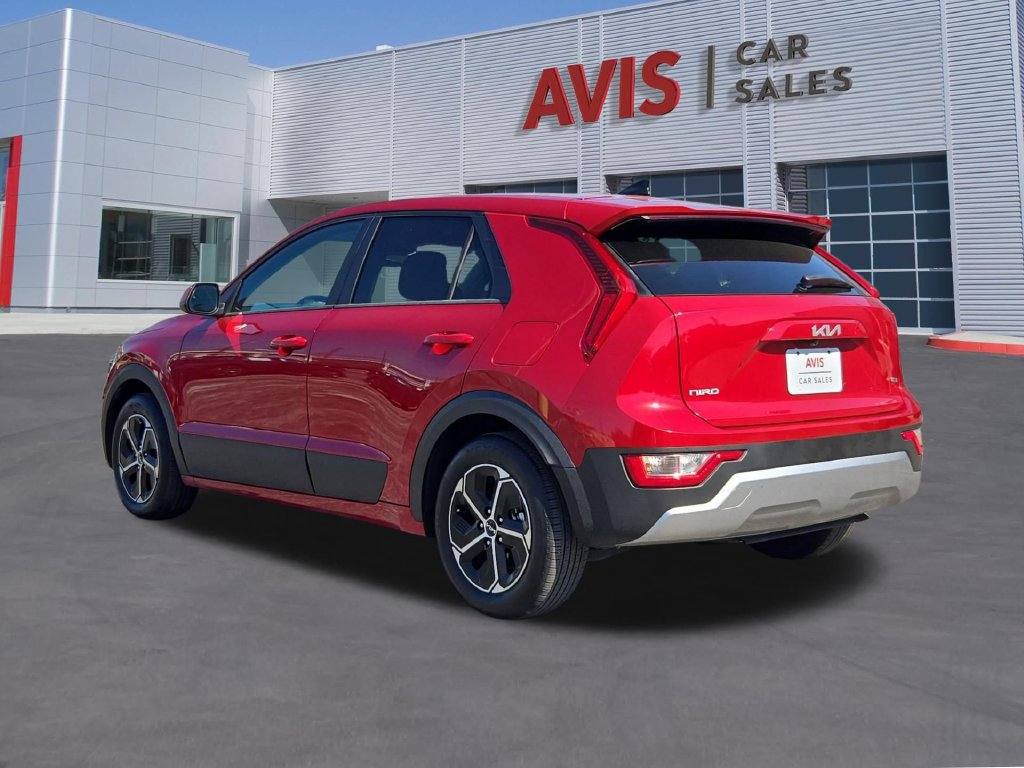 Used 2025 Kia Niro LX FWD image 7