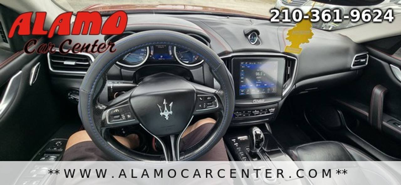 Used 2017 Maserati Ghibli S Q4 AWD/4WD image 40
