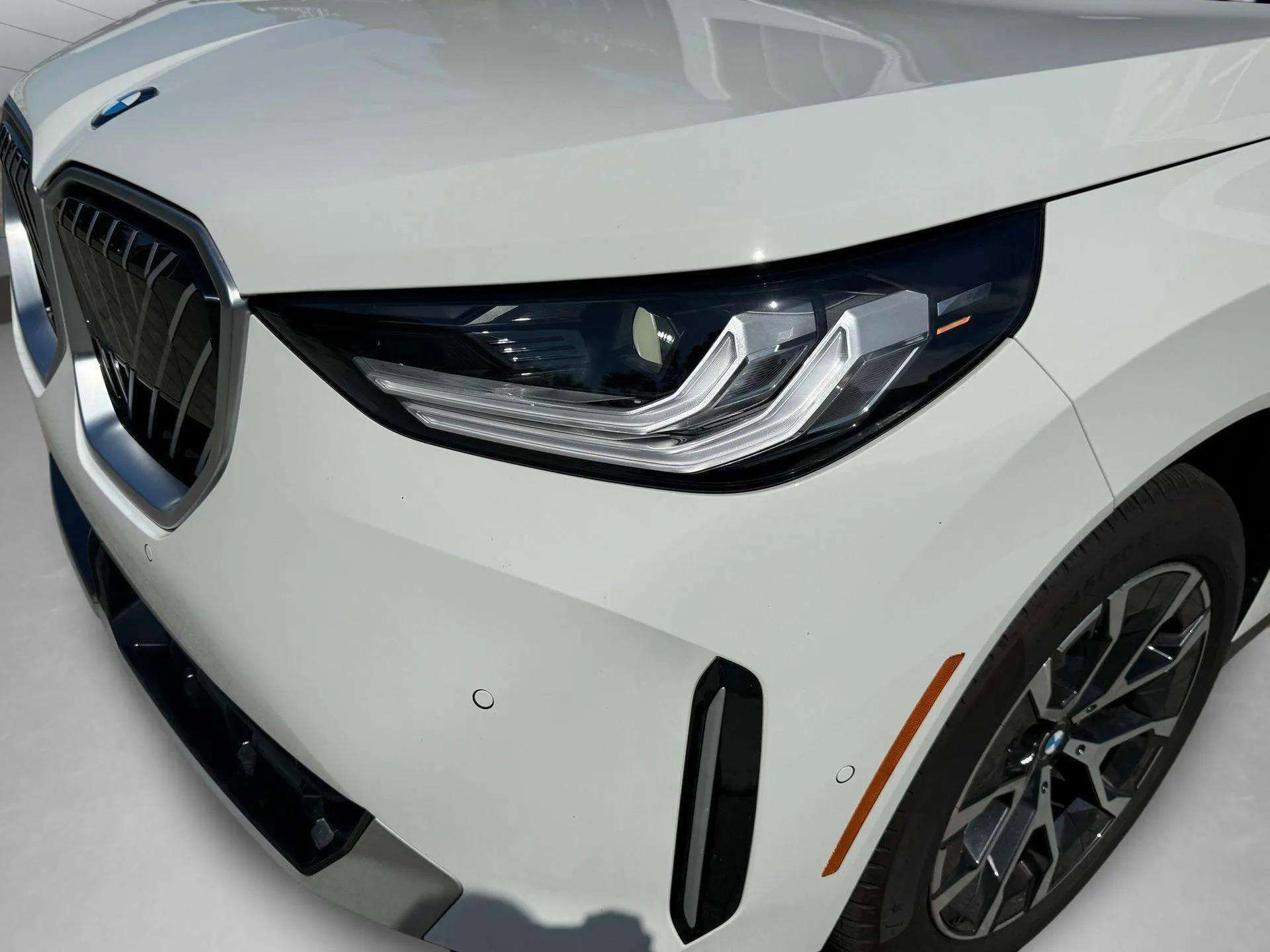 Used 2025 BMW X3 xDrive30i w/ Convenience Package image 45