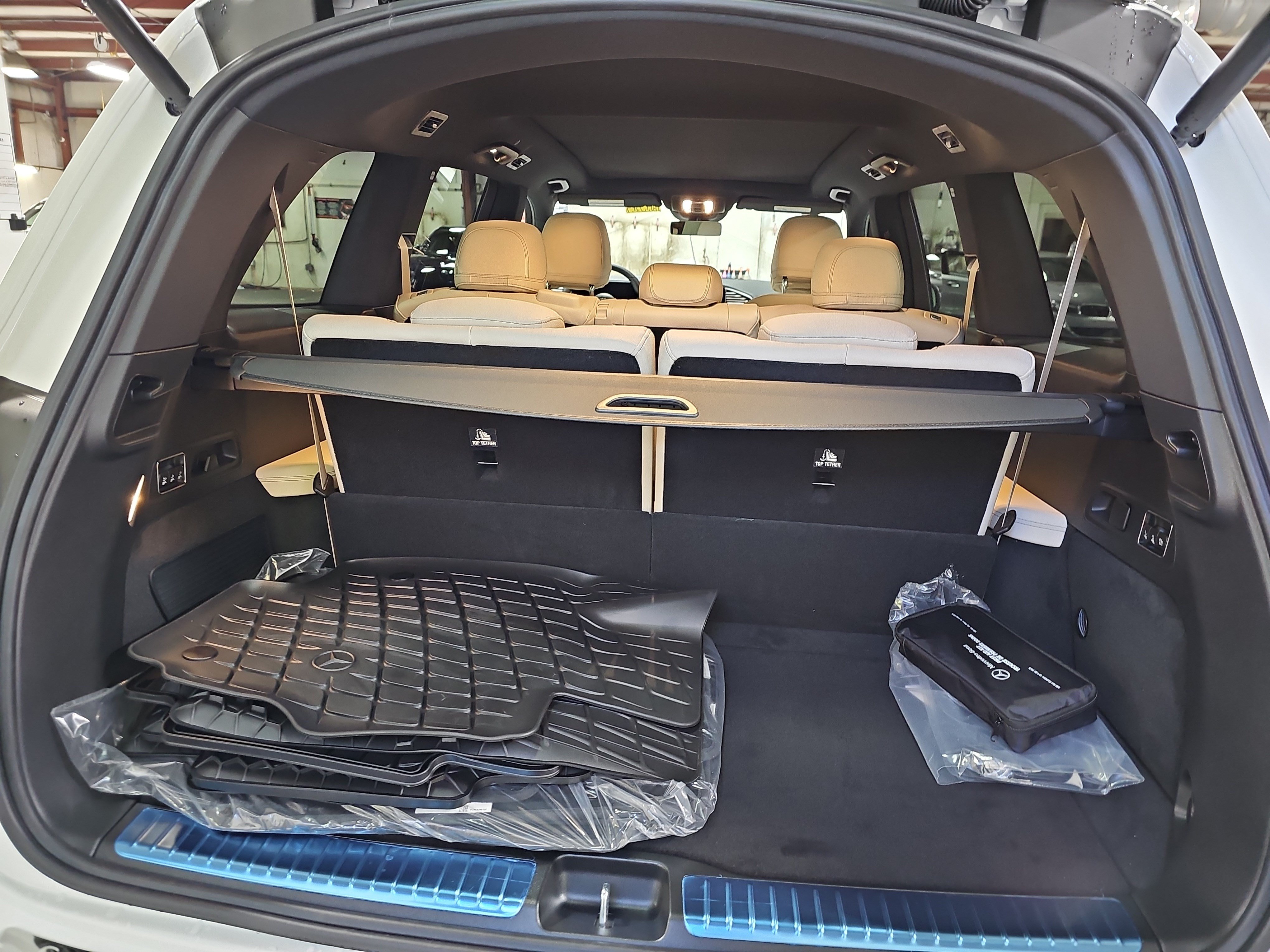 New 2026 Mercedes-Benz GLS 450 4MATIC image 14