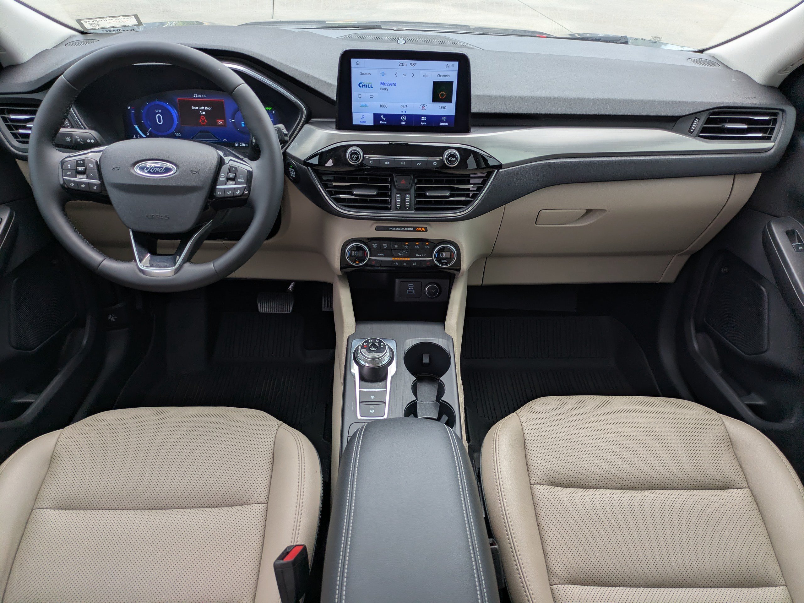 Used 2021 Ford Escape Titanium FWD image 14