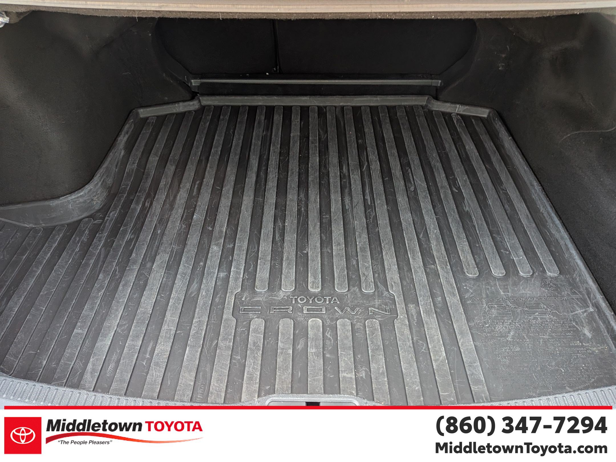 Certified 2025 Toyota Crown AWD/4WD image 31