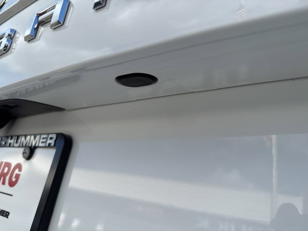 Used 2023 Chevrolet Suburban Premier image 40