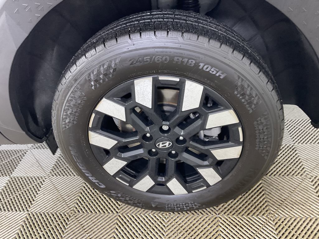 Used 2025 Hyundai Santa Cruz SEL image 6