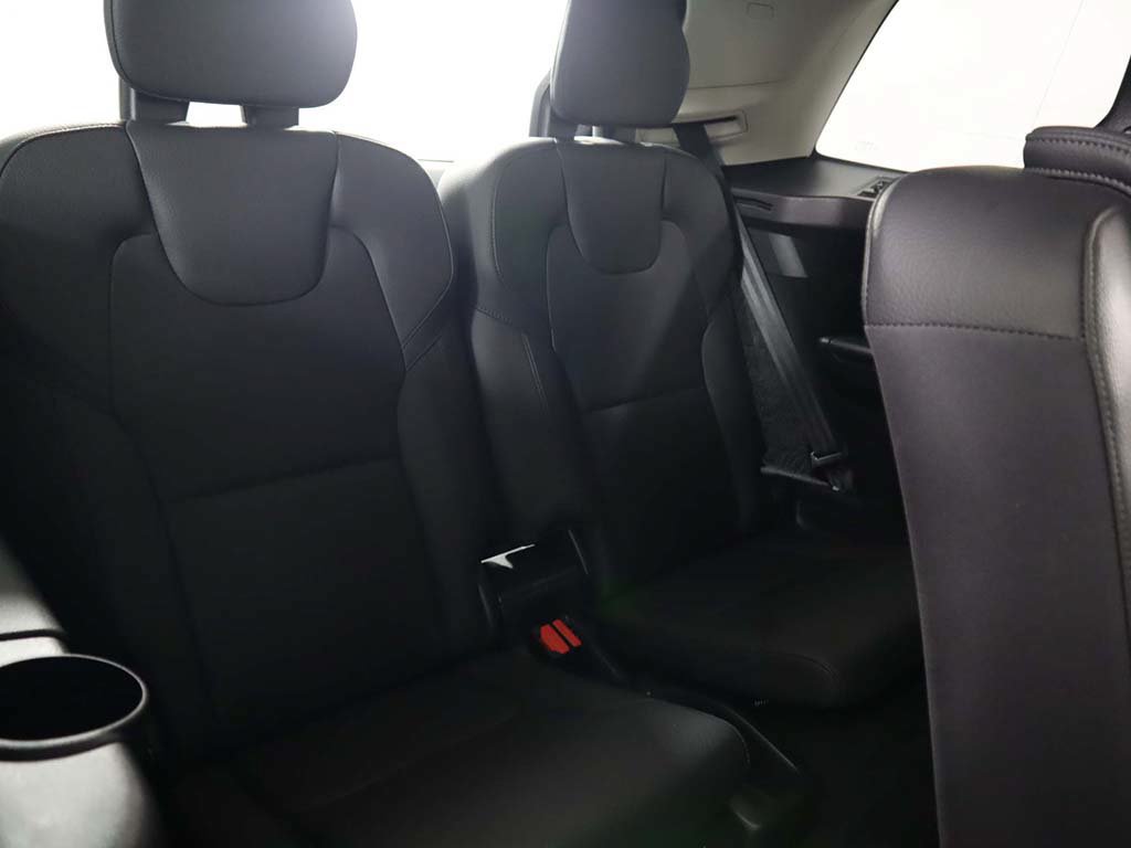 Used 2025 Volvo XC90 B6 Plus w/ Protection Package Premier AWD/4WD image 39