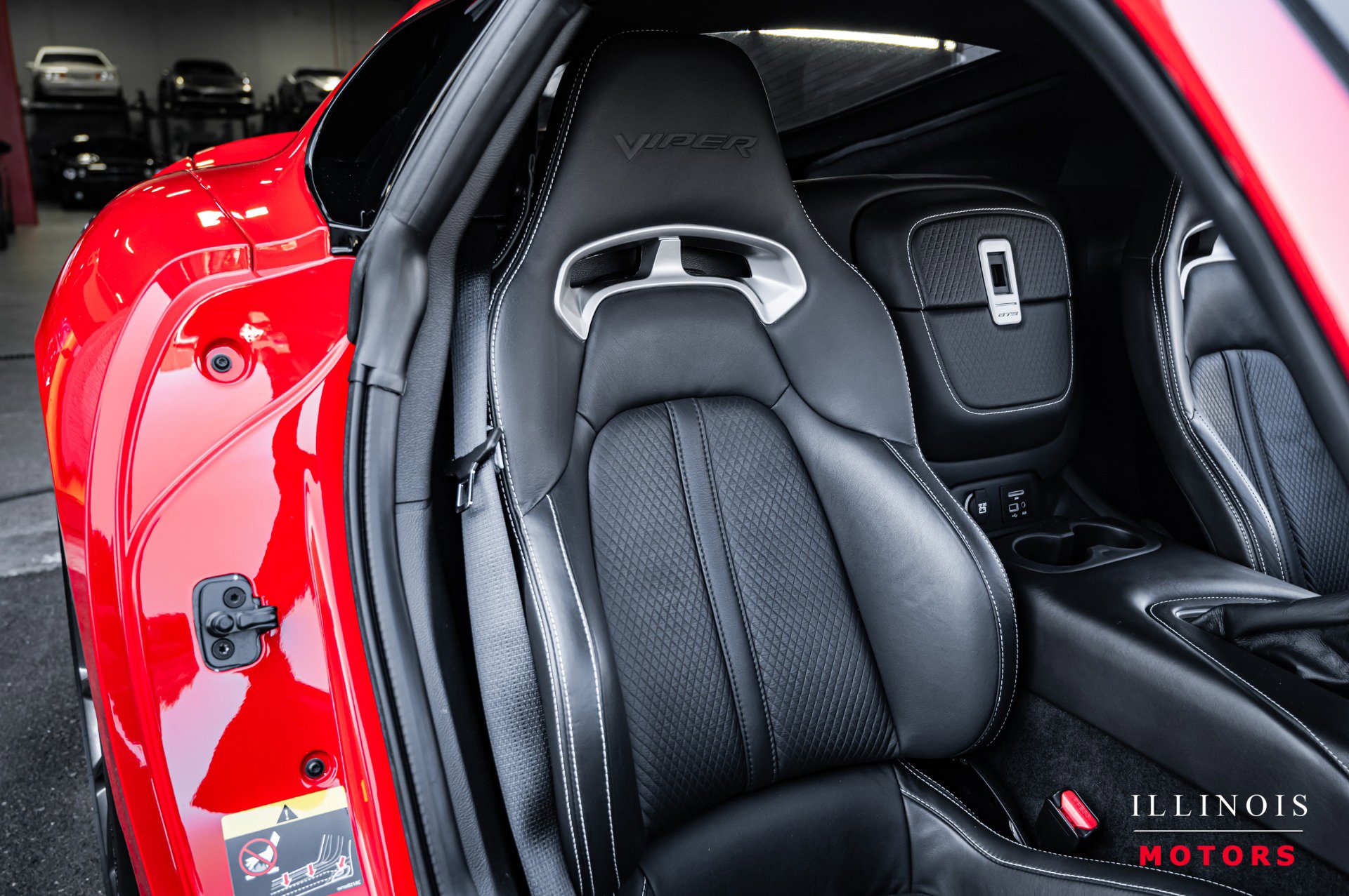 Used 2013 SRT Viper GTS w/ GTS Laguna Interior Pkg image 35