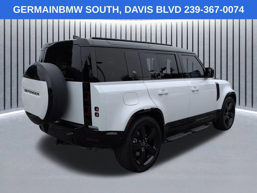 Used 2024 Land Rover Defender 110 X-Dynamic SE AWD/4WD image 5