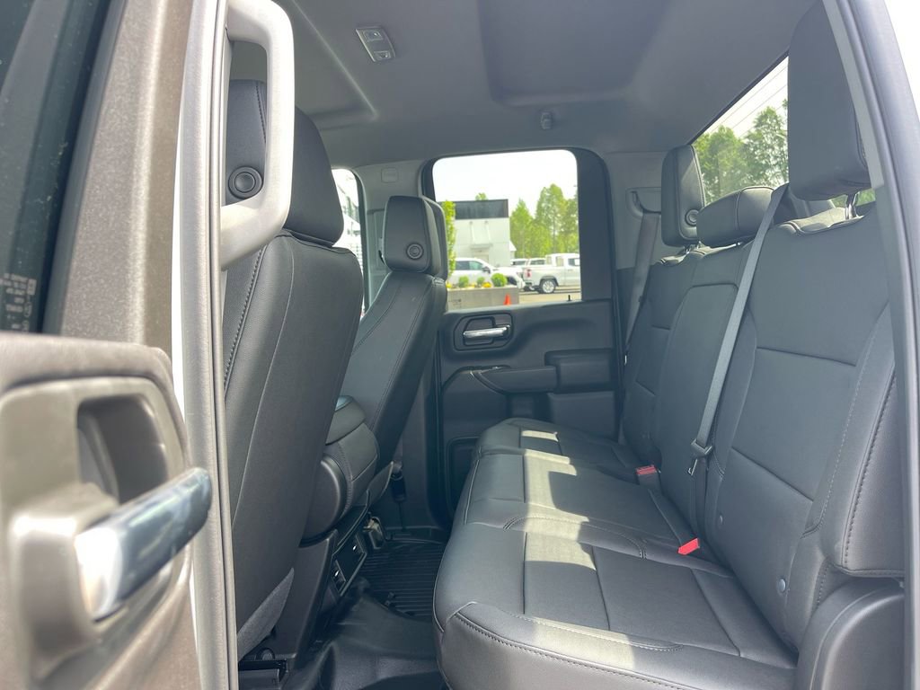 Used 2024 GMC Sierra 2500 Pro w/ Convenience Package image 10