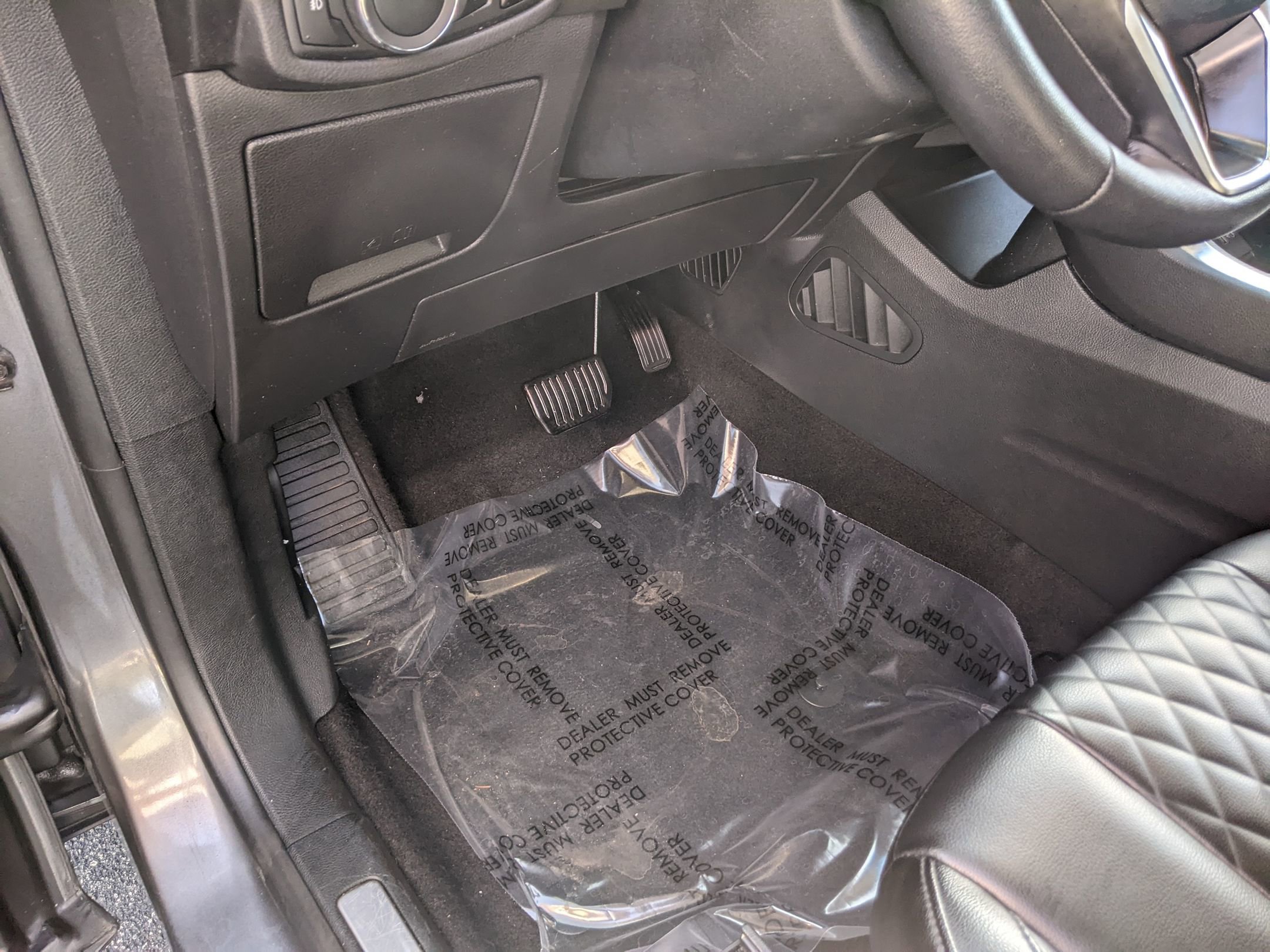 Used 2024 Ford Edge Titanium image 17