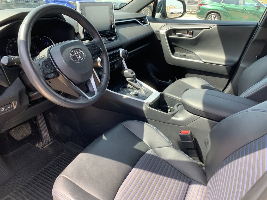 Used 2022 Toyota RAV4 XSE w/ XSE Grade Weather Package image 11