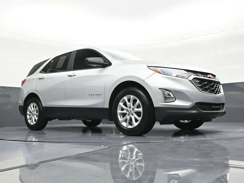 Used 2020 Chevrolet Equinox LS FWD image 26