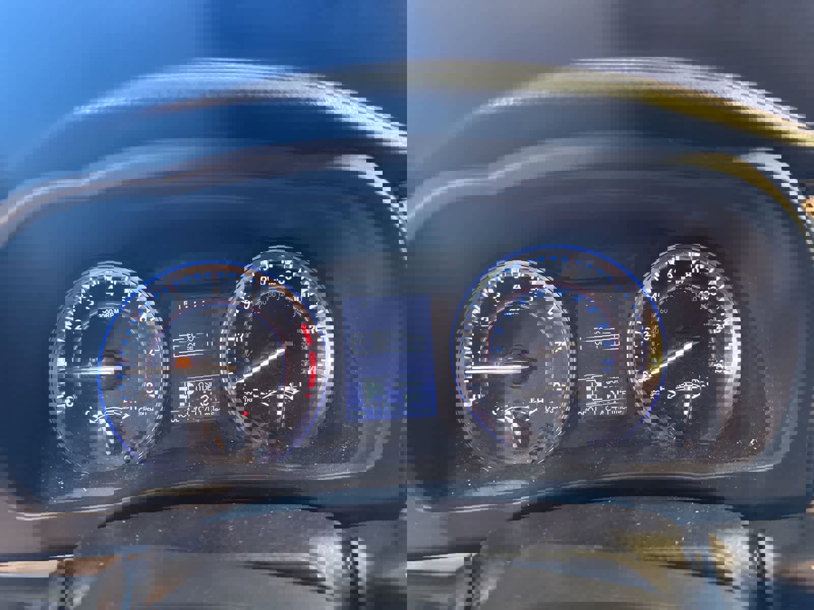 Used 2014 Toyota Highlander LE image 24