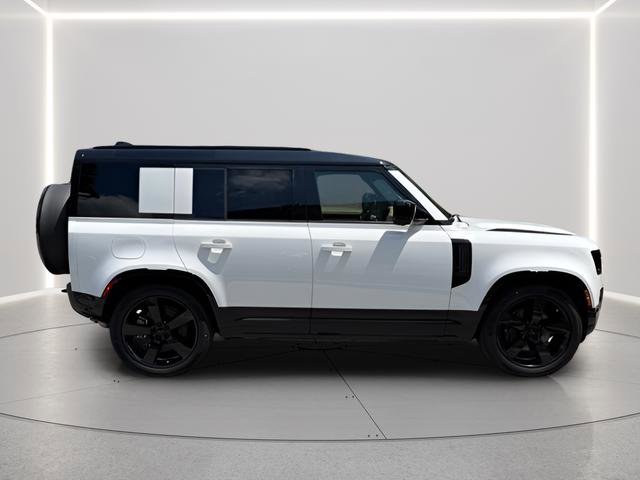 New 2026 Land Rover Defender 110 X-Dynamic SE AWD/4WD image 6