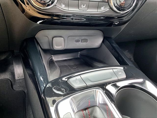 New 2026 Chevrolet Trax RS w/ Sunroof Package FWD image 24