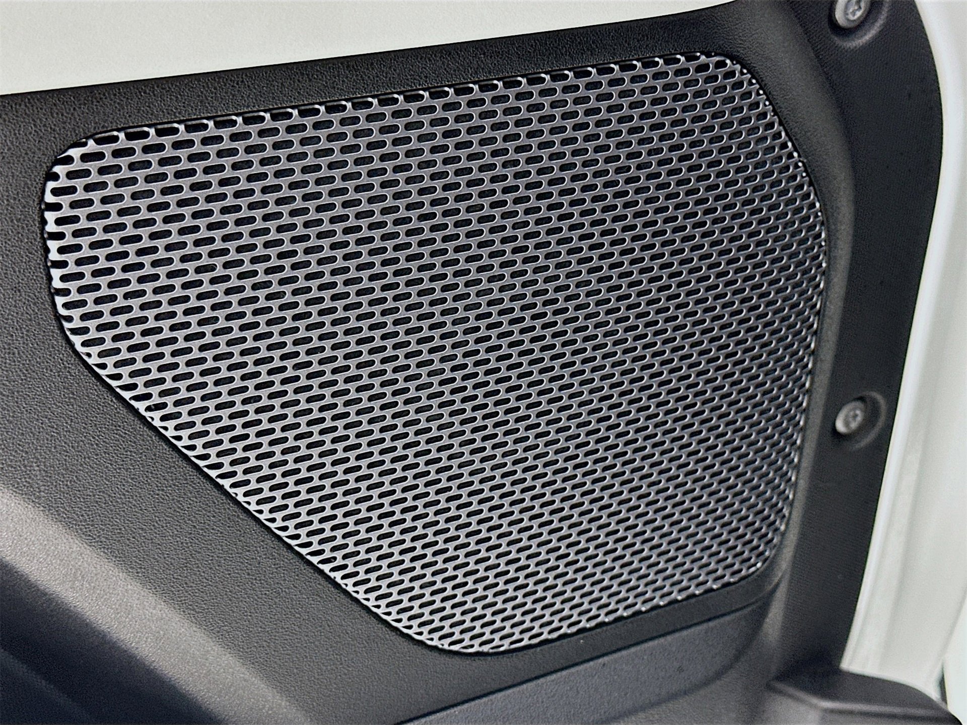 Used 2021 Land Rover Defender 110 S image 19